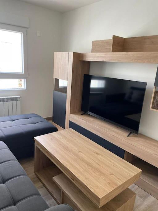 Adoracte 4 Mieres Apartamentos Bagian luar foto