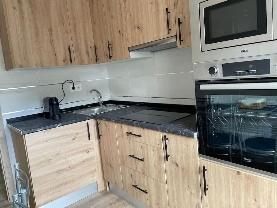 Adoracte 4 Mieres Apartamentos Bagian luar foto