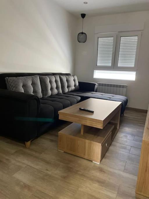 Adoracte 4 Mieres Apartamentos Bagian luar foto