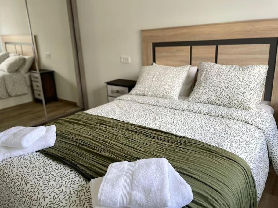 Adoracte 4 Mieres Apartamentos Bagian luar foto