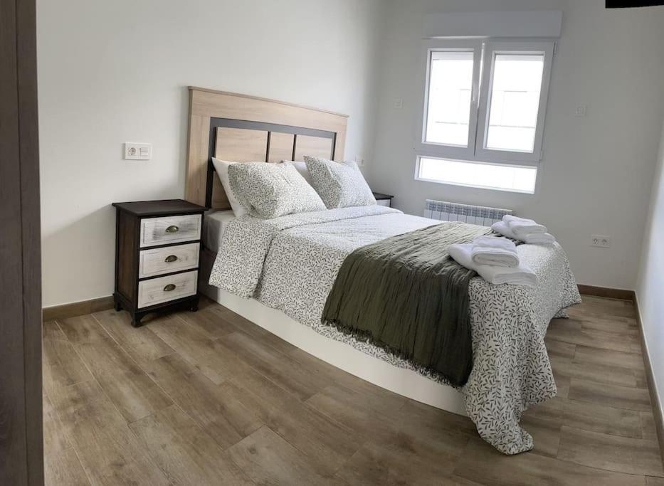 Adoracte 4 Mieres Apartamentos Bagian luar foto
