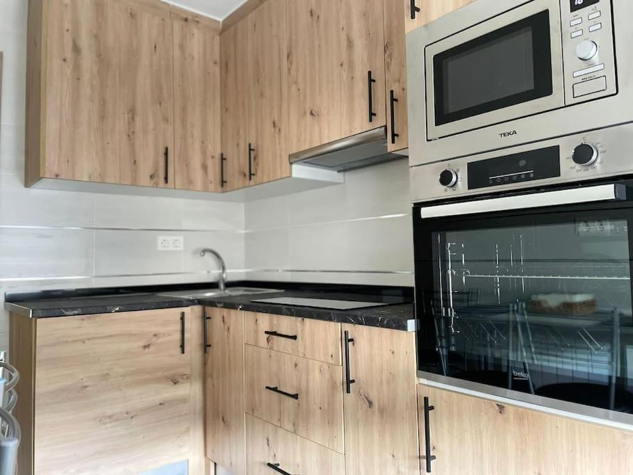 Adoracte 4 Mieres Apartamentos Bagian luar foto