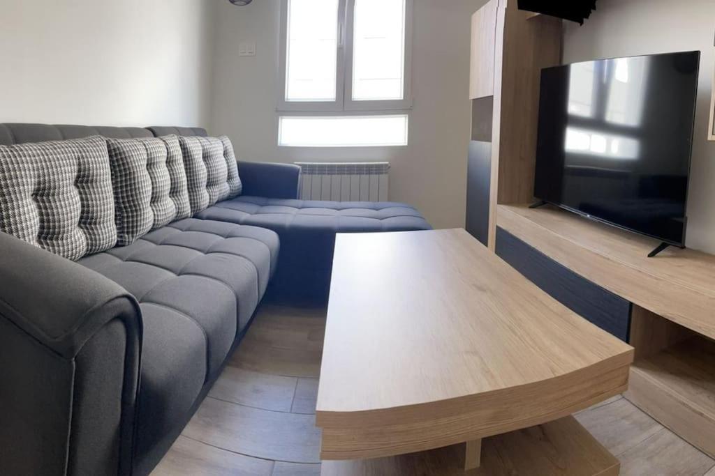 Adoracte 4 Mieres Apartamentos Bagian luar foto