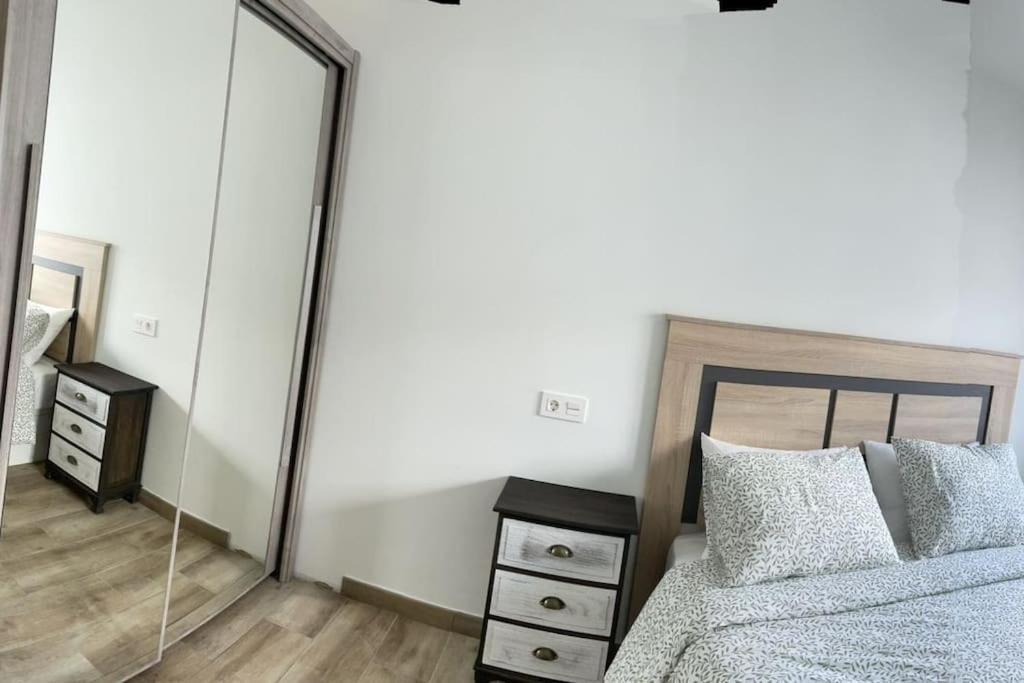Adoracte 4 Mieres Apartamentos Bagian luar foto