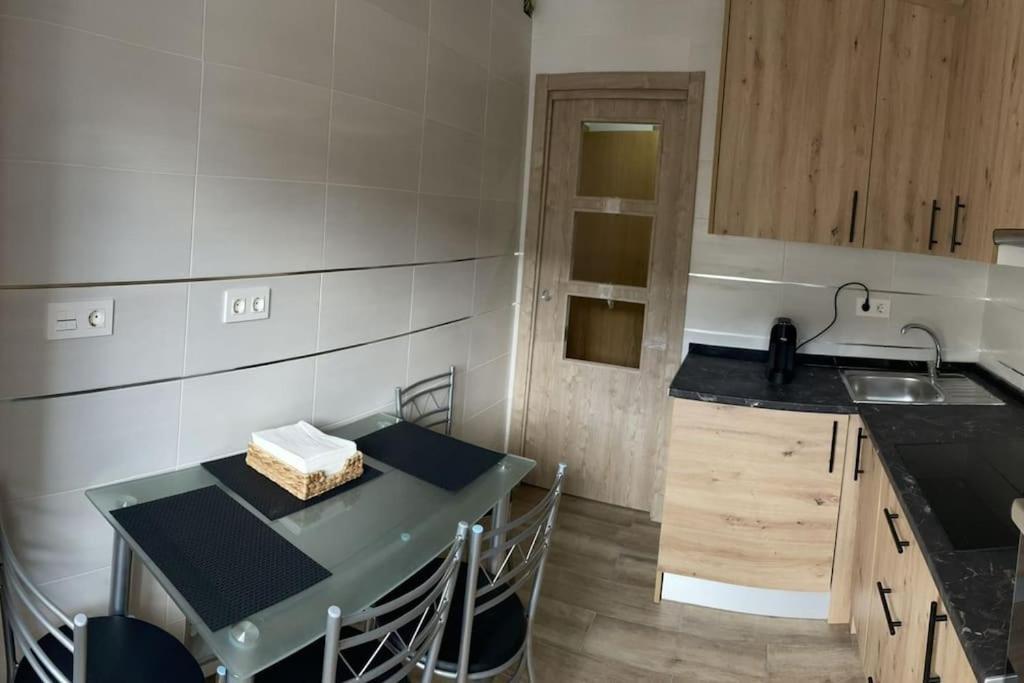 Adoracte 4 Mieres Apartamentos Bagian luar foto